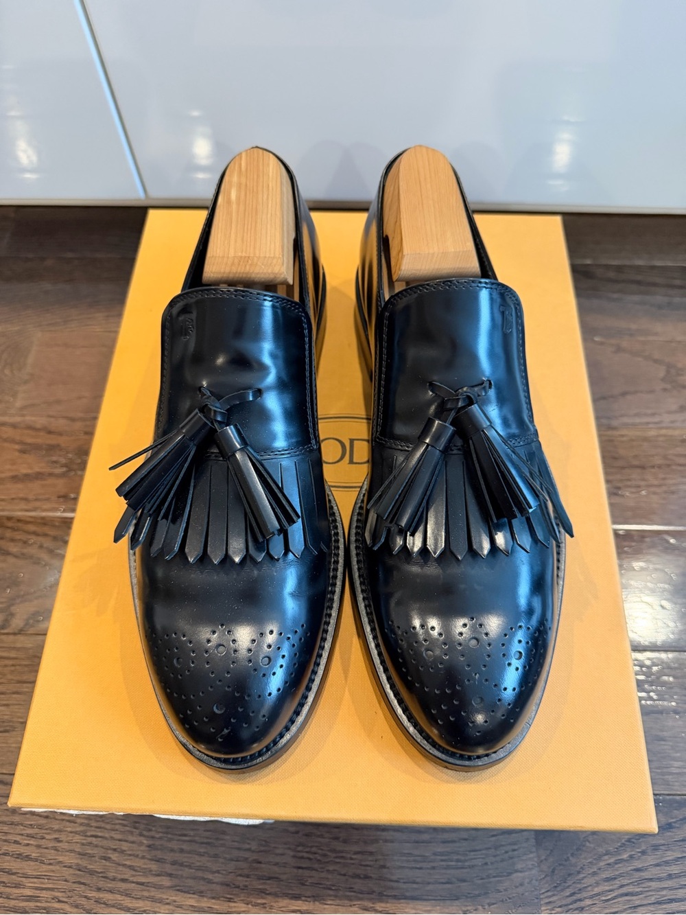 Tod’s Mens Derby Style Slip on Loafers
